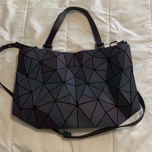 Amazon Cloudy li shoulder translucent black & purple bag